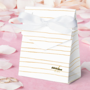 Liminality Favor Box av Poet Adiela Akoo Presentaskar