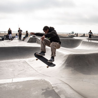 Limitierte Skateboard Shop Auflage Schweiz Gelb