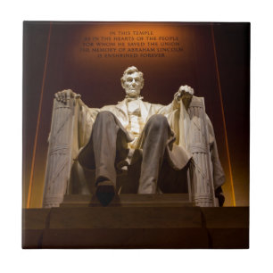 Lincoln minnesmärke på natten - Washington D.C. Kakelplatta