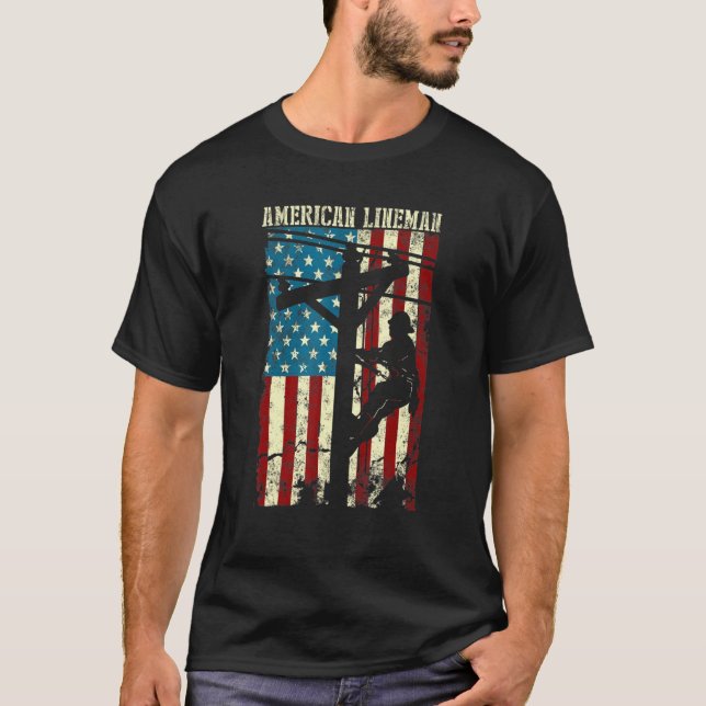 Lineman American USA flagga Electric Cable Patriot T Shirt (Framsida)