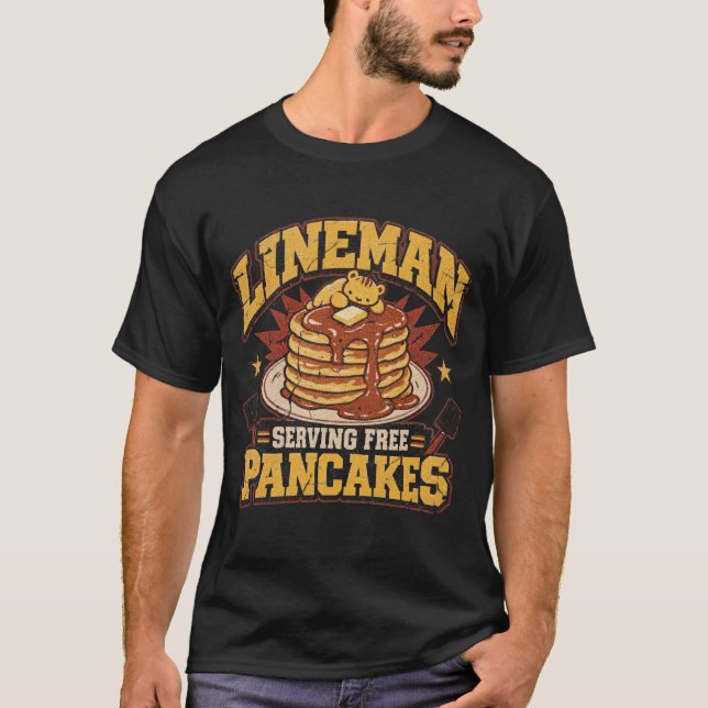 Lineman Serverar Gratis Pannkakor T Shirt (Framsida)