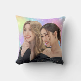 LingOrm Ling Ling Kwong & Orm Thai GL Ship Couple Kudde