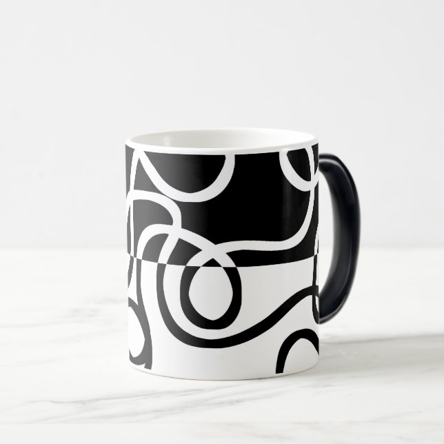 Linjärt besvär I: Abstrakt Black & White Magisk Mugg (Framsida höger)