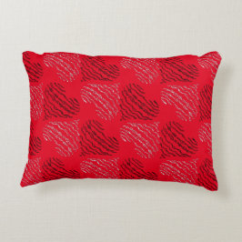 Linjer för svartvitt alternerande hjärta prydnadskudde