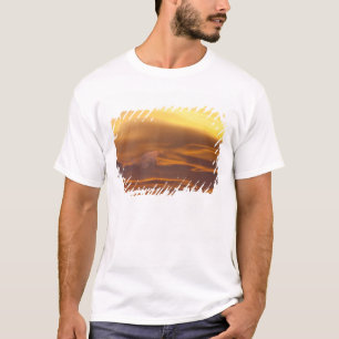 Linsformad moln vid solnedgång t-shirt
