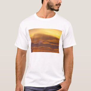 Linsformad moln vid solnedgång t shirt
