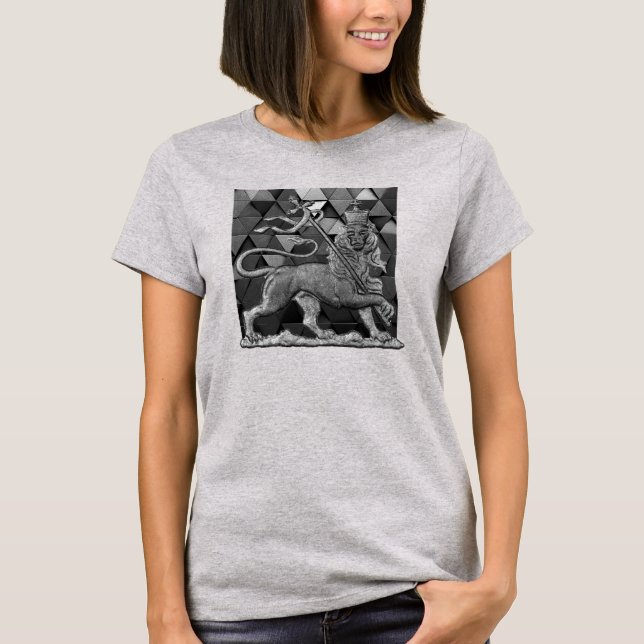 Lion of Judah - Jah Rastafari Rasta Reggae Roots T Shirt (Framsida)