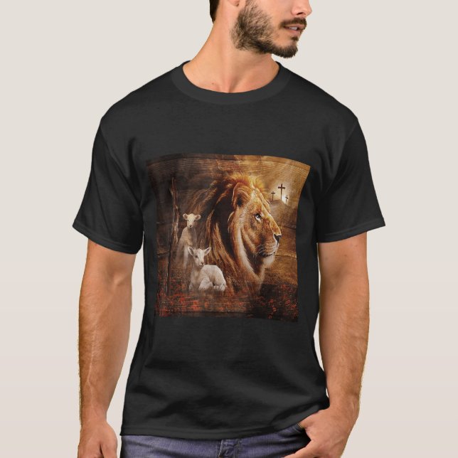 Lion Of Judah Lamb God Cross Jesus Light God  T Shirt (Framsida)