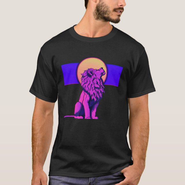 Lion With The Moon Freedom Zion  1 T Shirt (Framsida)