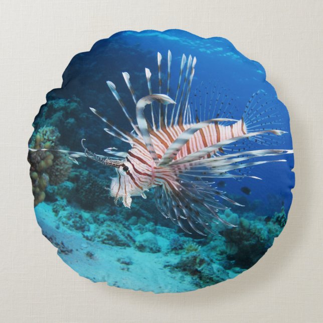 Lionfisk eller Pterois Miles, Ocean Reef Fish Rund Kudde (Framsidan)