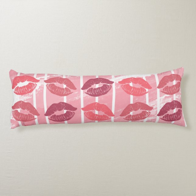 Lipstick Kisses Kroppskudde (Baksidan)