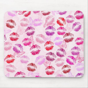 Lipstick Kisses on Rosa Musmatta