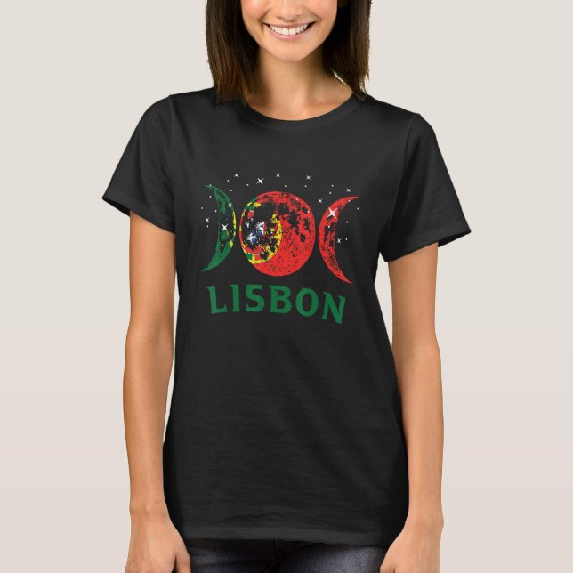 Lisbon Portuguese City Retro Portugal Flag 1 T Shirt (Framsida)