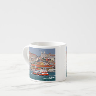 Lissabonskylten med gammal färja vid floden Tagus Espressomugg