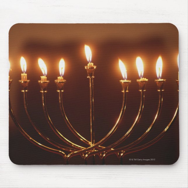 Lit menorah, Israel Musmatta (Framsidan)