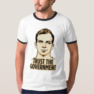 Lita på den regerings- skjortan t shirt