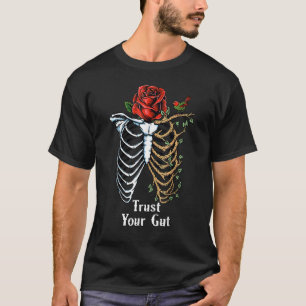 Lita på ditt tarmskullsrib med Röd ros-estetiskt T Shirt