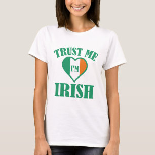 Lita på mig att jag är irländare t shirt