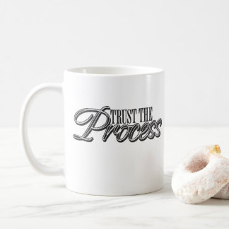 Lita på processen kaffemugg