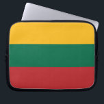 Litauen Flagga Laptop sleeve<br><div class="desc">Skydda din bärbara dator i stil med den här exklusiven, laptop sleeve, som har Litauens pulserande flagga! Detta laptop sleeve, som är uppbyggt med både funktionalitet och nationellt pride i åtanke, är mer än bara ett skyddat tillbehör. Den slående utformningen av Litauens flagga för samman gult, grönt och rött i...</div>