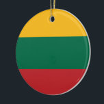 Litauiska Flagga Julgransprydnad Keramik<br><div class="desc">Utformningen visar Litauens flagga, som är ett land i Europas baltiska region. Land ligger längs Östersjöns sydöstra strand, sydöstra Sverige och Danmark. Litauen gränsar av Lettland till norr, Vitryssland till öster och söder, Polen till söder och Kaliningrad Oblast, som är en rysk exklav, till sydväst. Litauens huvudstad och största stad...</div>