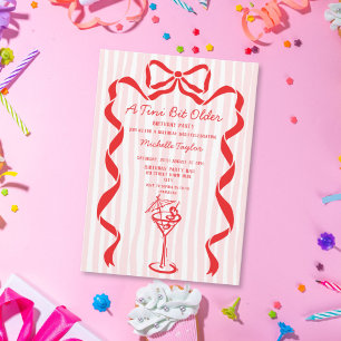 Lite äldre Whimsical Martini Vuxen Födelsedag Inbjudningar