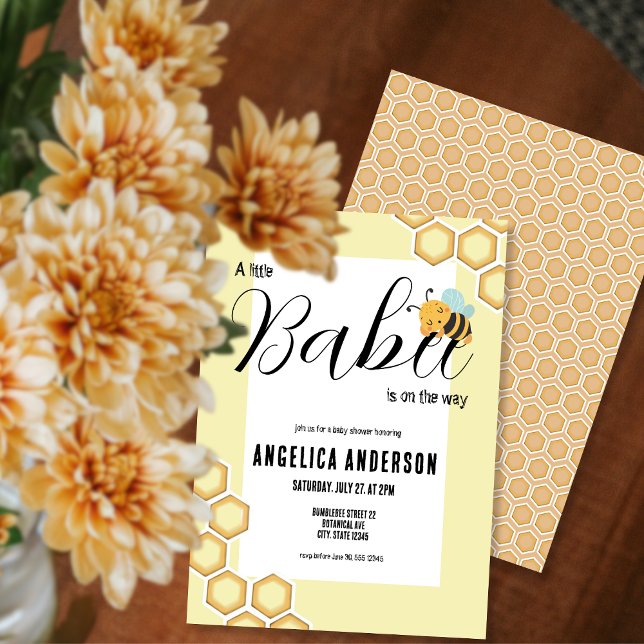 Lite babee är på väg mot Bumblebee Baby Shower Inbjudningar (Skapare uppladdad)