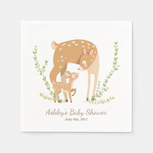 Lite baby shower för hjortPappersservettskogsmark Pappersservett