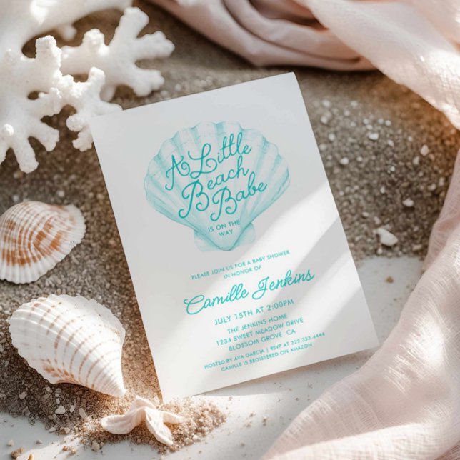Lite Beach Babe Blue Baby Shower Inbjudningar (A Little Beach Baby is on the Way baby shower invitation)
