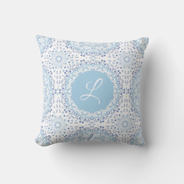 Lite Blue Mandala Decorative-pelare med monogram Kudde (Framsida)