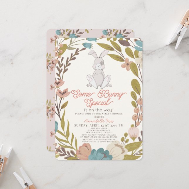 Lite Bunny Speciell Blommigt Baby Shower Inbjudningar (Fram/Back In Situ)