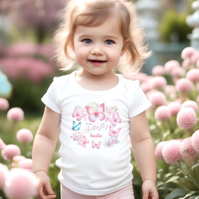 Lite Butterfly Rosa Lila Blommigt, Namn T Shirt (A Little Butterfly Pink Purple Floral Summer Name Toddler T-shirt)