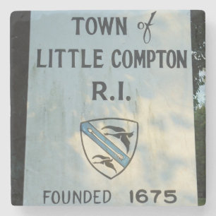 Lite Compton, RI undertecknar - grundad 1675 Stenunderlägg