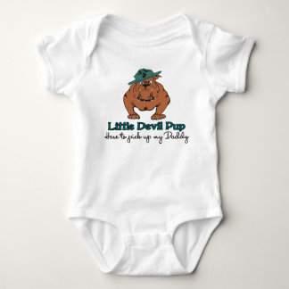 Lite djävulenvalp - här att välja upp min pappa tee shirt