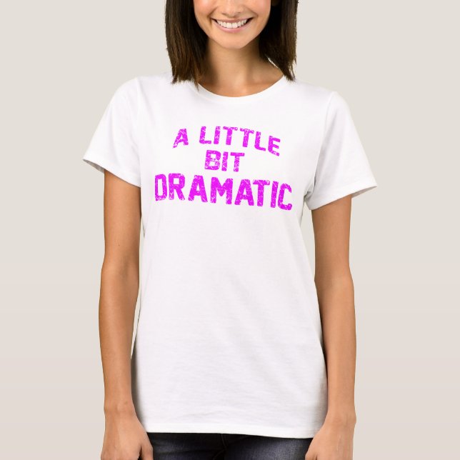 lite dramatisk t shirt (Framsida)