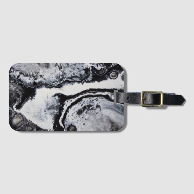 Lite för nära för komfort. bagagebricka (Framsida horisontal)