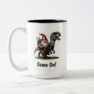 Lite Gnome Warrior Poswith Hans Dragon Två-Tonad Mugg
