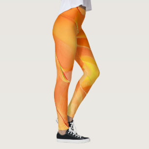 Lite i gult och mycket orange leggings