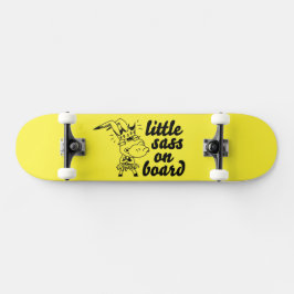 lite sass på skateboard