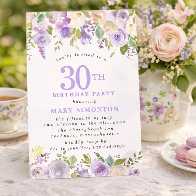 LITEN 30-års födelsedagsfest Lila Ros Blommig Inbjudningar (Skapare uppladdad)