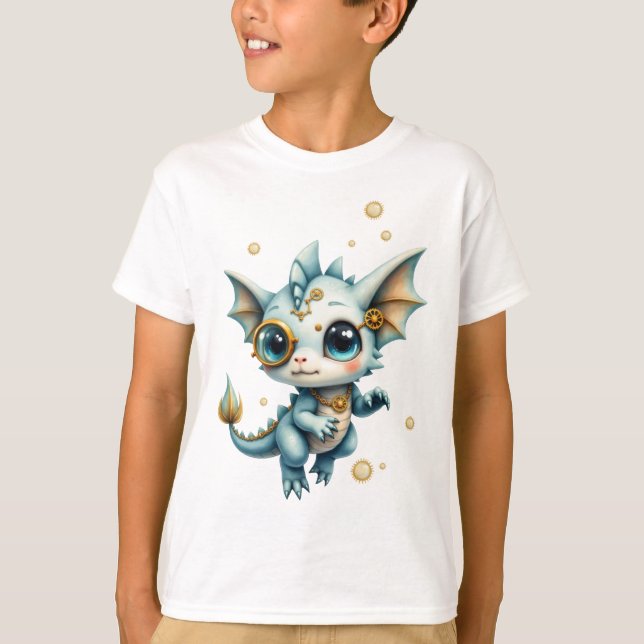 Liten Ångdrake – Professionell Kaosingenjör. T Shirt (Framsida)