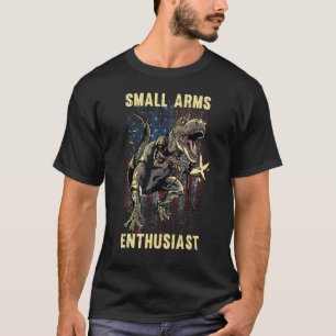 Liten Arm-entusiastrex med Maskin Gun USA Fl T Shirt