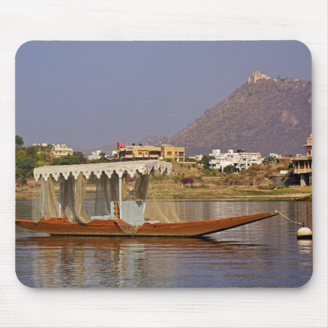 Liten båt, Lake Pichola, Udaipur, Indien. Musmatta (Framsidan)