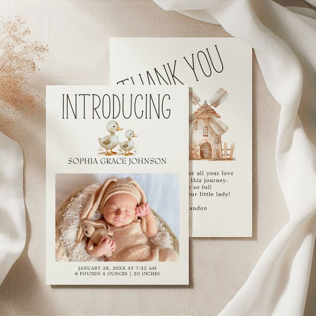 Liten bondgårdsbarn - djur för bebisannonsering inbjudningar (Skapare uppladdad)