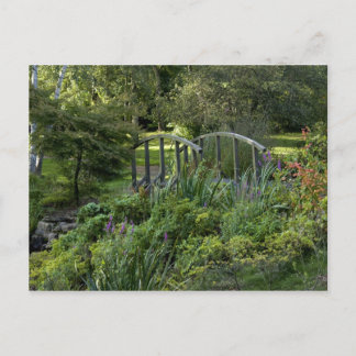 Liten bro för trä vykort