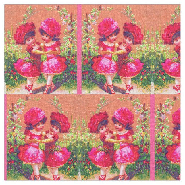 Liten dansare med viktoriskt handelskort i rosa tyg (Närbild)