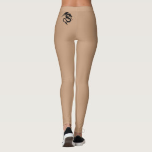 Liten dragvagn i bakgrunden i Skin Färg Leggings