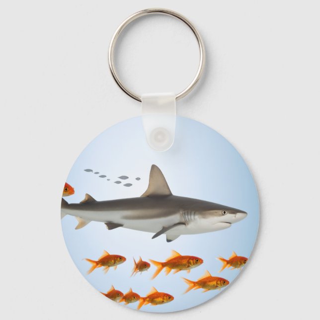 Liten Fisk Stor Skugga Nyckelring (Framsida)