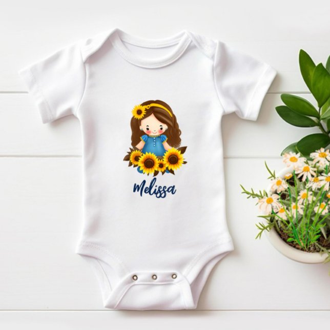 Liten flicka med solblommor t shirt (Skapare uppladdad)