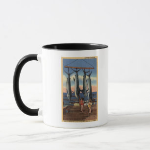 Liten flicka tittar fångade Swordfish Mugg